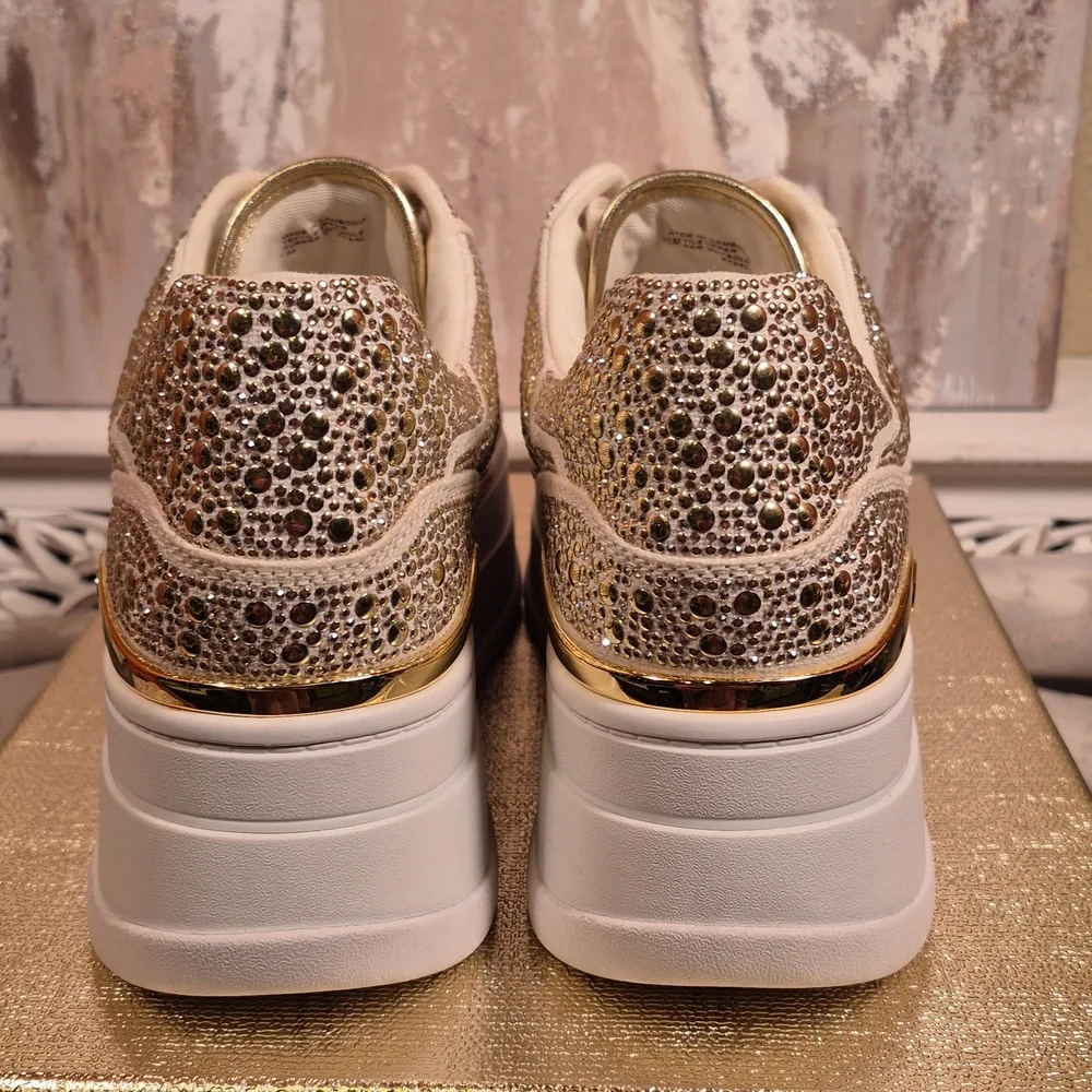 Michael Kors Hayes Lace Up Sneaker - Picture 3 of 8